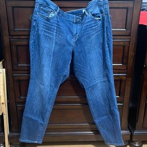 Vince Camuto Jeans Plus Size Mid Rise 5-Pocket Skinny Jeans Size: 22W